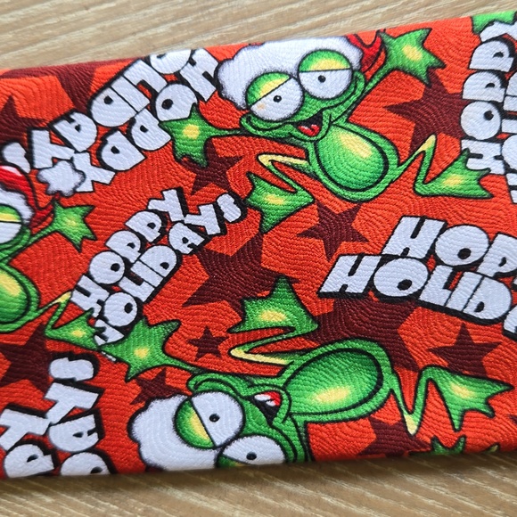 Roberto Cellini (Hoppy Holiday) Xmas Necktie - Picture 4 of 7